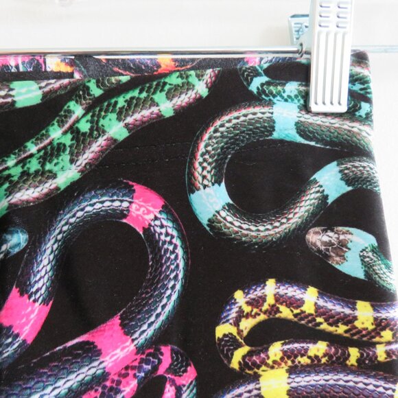 BLACKMILK Velour Velvet Neon Snakes Crop Capri Leggings Goth Punk - Size XS NWT - Picture 6 of 14